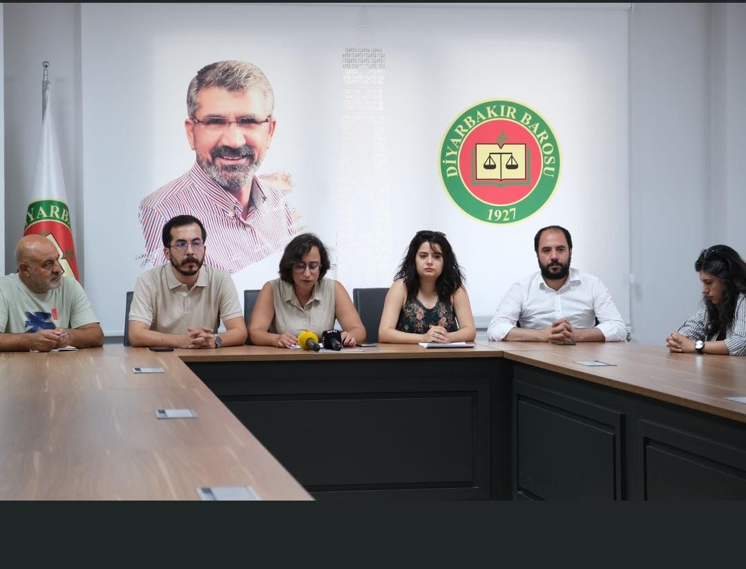 Rapora Hevpar Ku Di Derbarê Girtîgehan De Hatibû Amadekirin Bi Çapemenî û Raya Giştî Re Hat Parvekirin