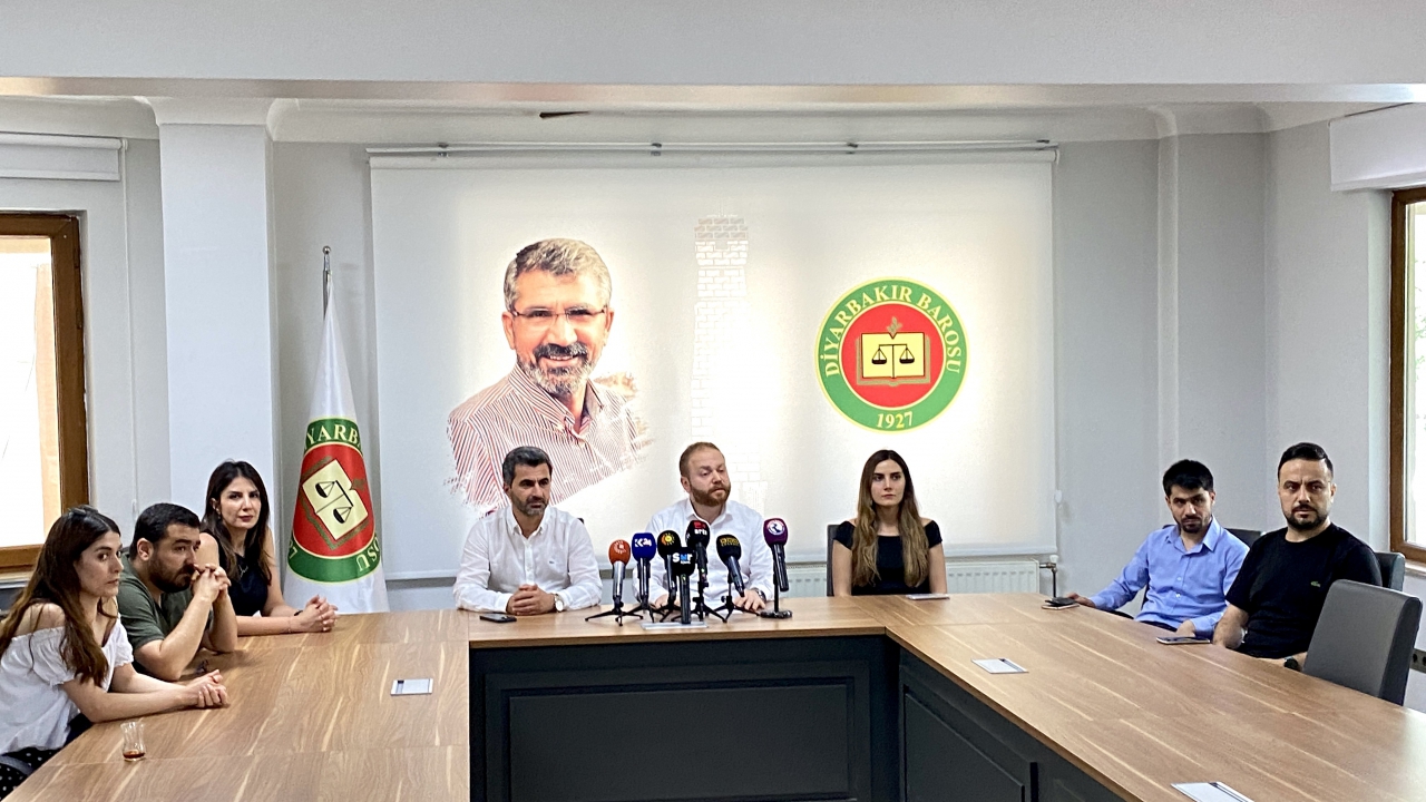 Divê Dawî Li Binpênpêkirinên Mafan a Arasteyî Penaberan Bê Anîn