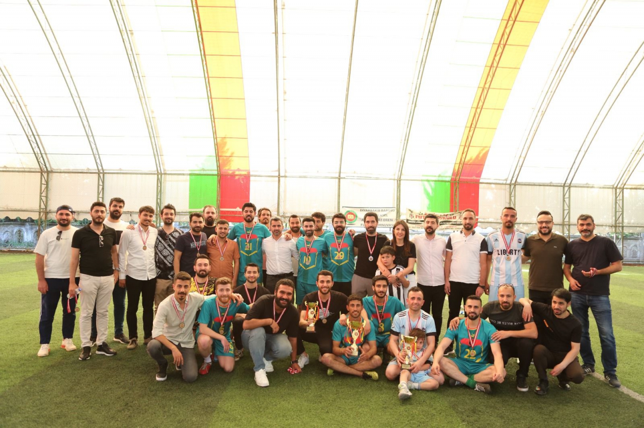 Di 19. Tûrnûvaya Fûtbolê ya Prz. Nevzat ERENî De Şampiyon Kizil Anka ye.