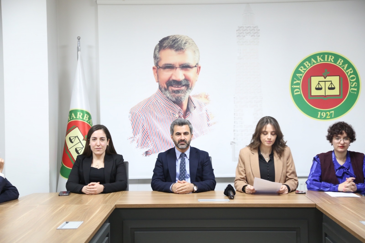 'Diyarbakır Kadın Kapalı CİK'nda Tutuklu Bulunan Kız Çocuklarına Yönelik Hak İhlallerine ve Tutulma Koşullarına İlişkin Rapor' Kamuoyu İle Paylaşıldı