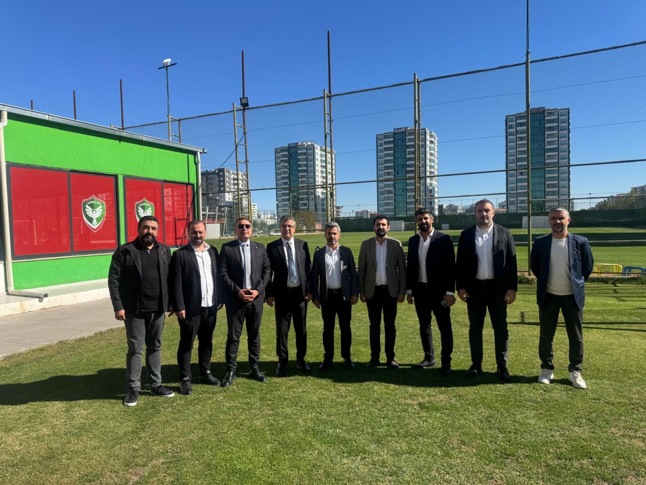 Baro Başkanımız Av. Abdulkadir Güleç Amed Spor'un Yeni Yönetimini Ziyaret Etti