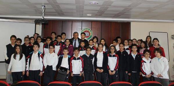 Bahçeşehir Koleji Öğrencilerine hukuk ve insan hakları dersi.