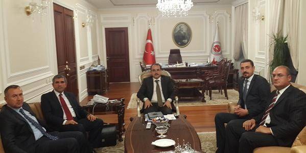 Baro Başkanımız ve Y K. üyelerimiz Adalet Bakanı Sadullah Ergin ile görüştü.