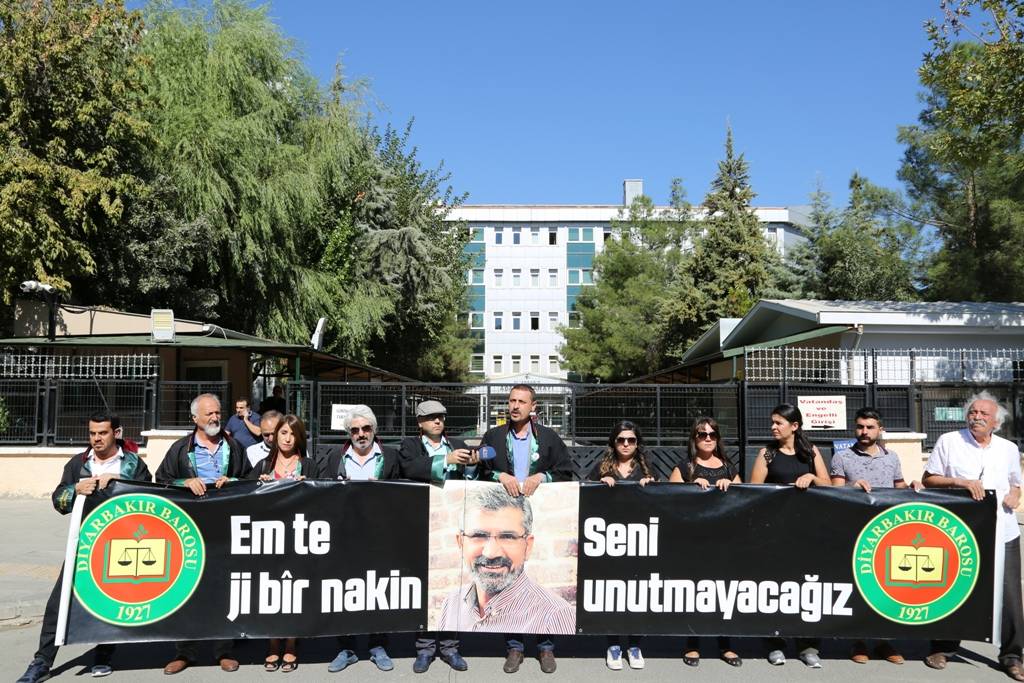 Baro Başkanımızın Katledilişinin 144.Haftasında Başkanımızı Saygıyla Anıyoruz.