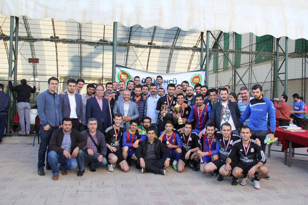 Diyarbakır Barosu geleneksel Av. Nevzat EREN Futbol Turnuvası sona erdi.