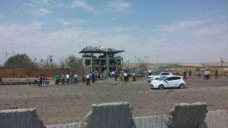 Diyarbakır-Mardin Yolu Bismil Kavşağındaki Bombalı Saldırıyı Kınıyoruz!