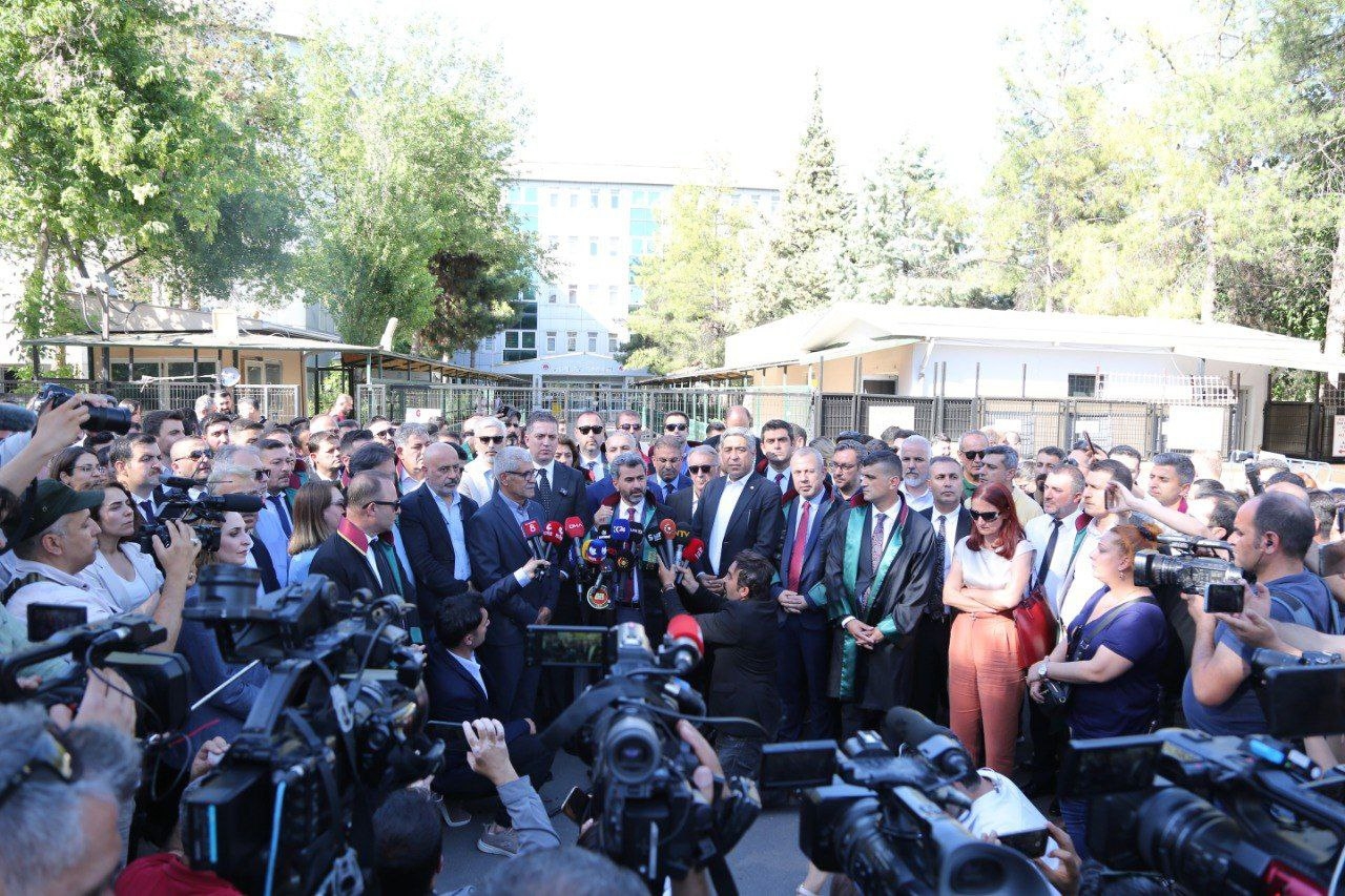 Baro Başkanımız Av. Tahir ELÇİ’nin Faillerinin Yargılandığı Dosyanın Karar Duruşması Yapıldı