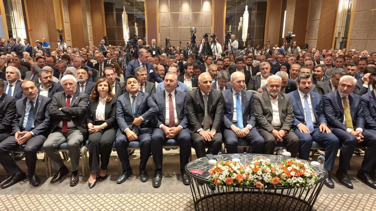 TBMM Başkanı davetiyle gerçekleşen toplantıya Baro Başkanımız Av. Abdulkadir Güleç katıldı