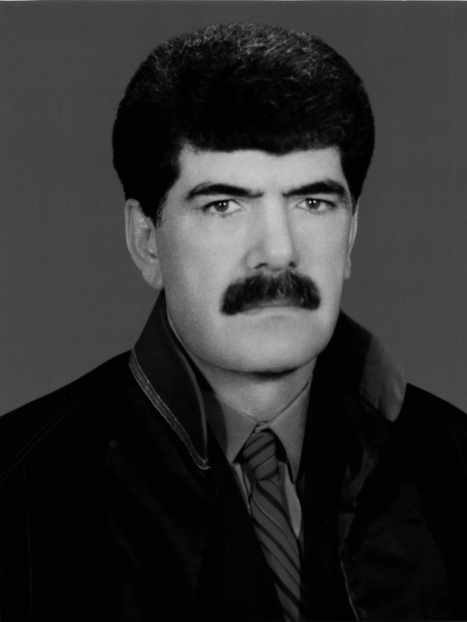  Mustafa ÖZER