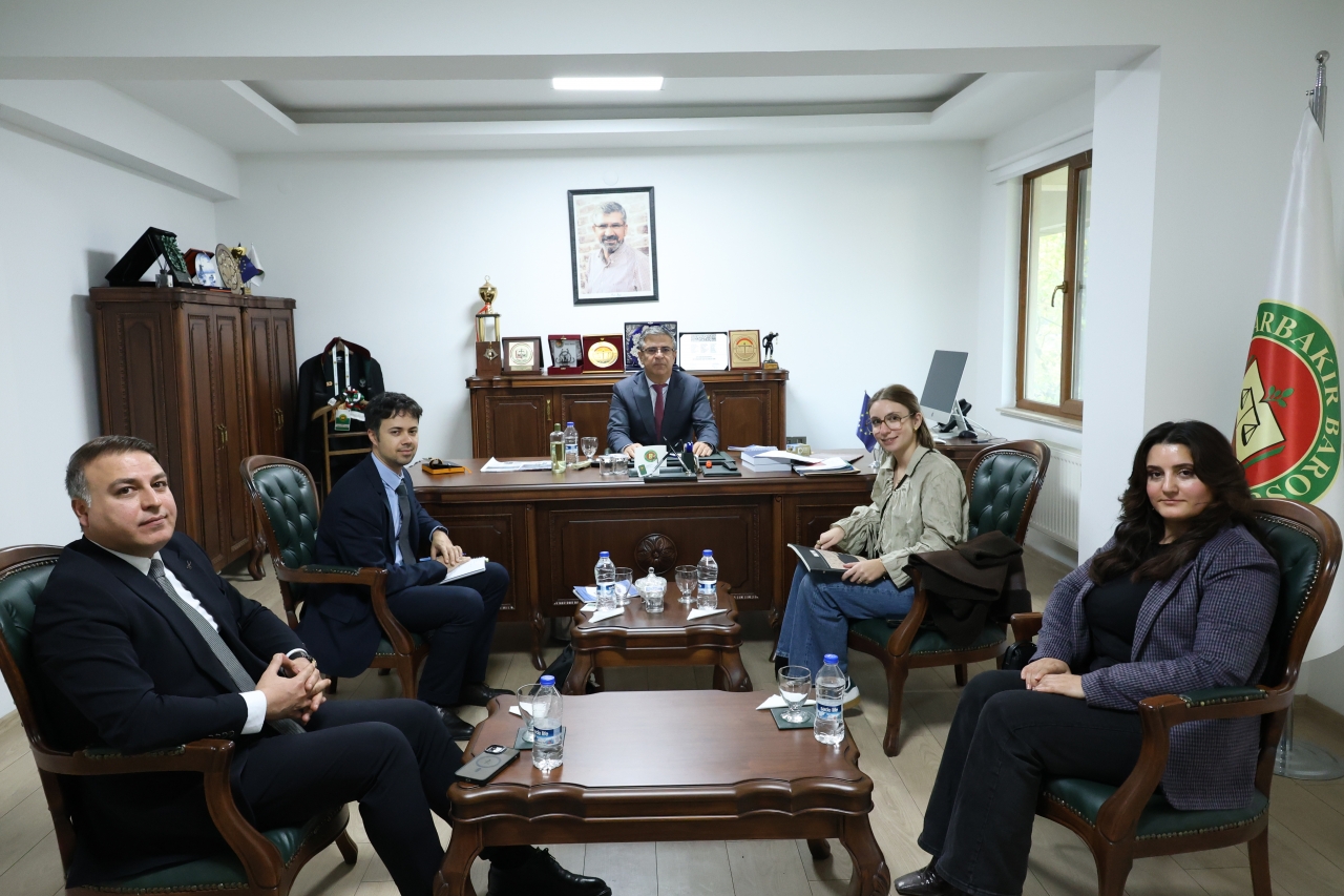 Kanada Büyükelçiliği Siyasi ve Ekonomi Dairesi Müsteşarı Kelly Whitty, Baromuzu ziyaret etti